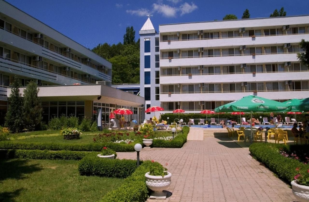 Отель Hotel Oasis Албена-26