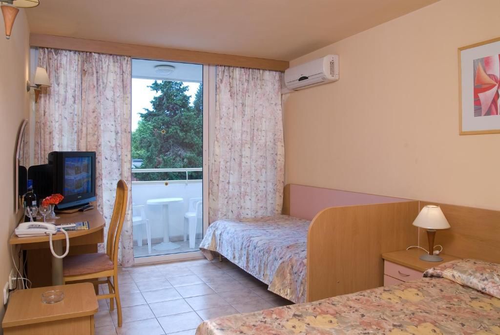 Отель Hotel Oasis Албена-30